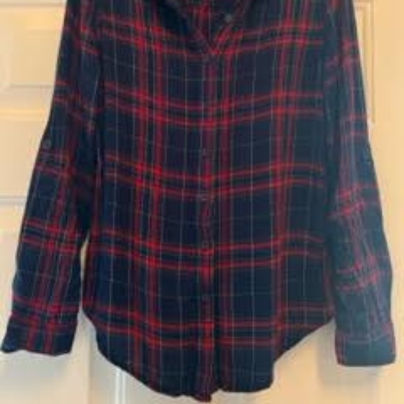 Romeo & Juliet Couture Plaid Buttoned Shirt Red and Navy Blue - Picture 6 of 6